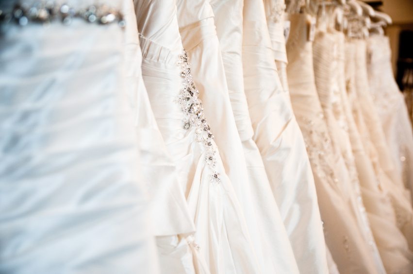 12 Tips for Choosing the Right Look for Bridesmaids Dresses. Desktop Image